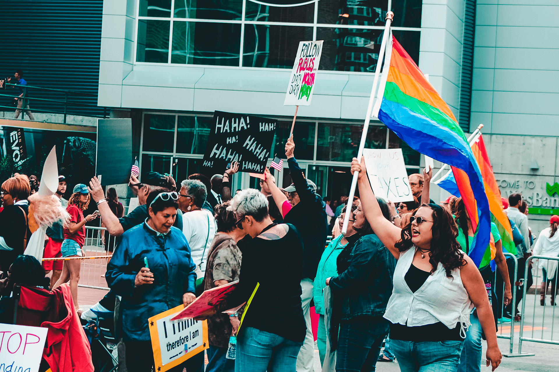 Piden la libertad y la democracia en elecciones