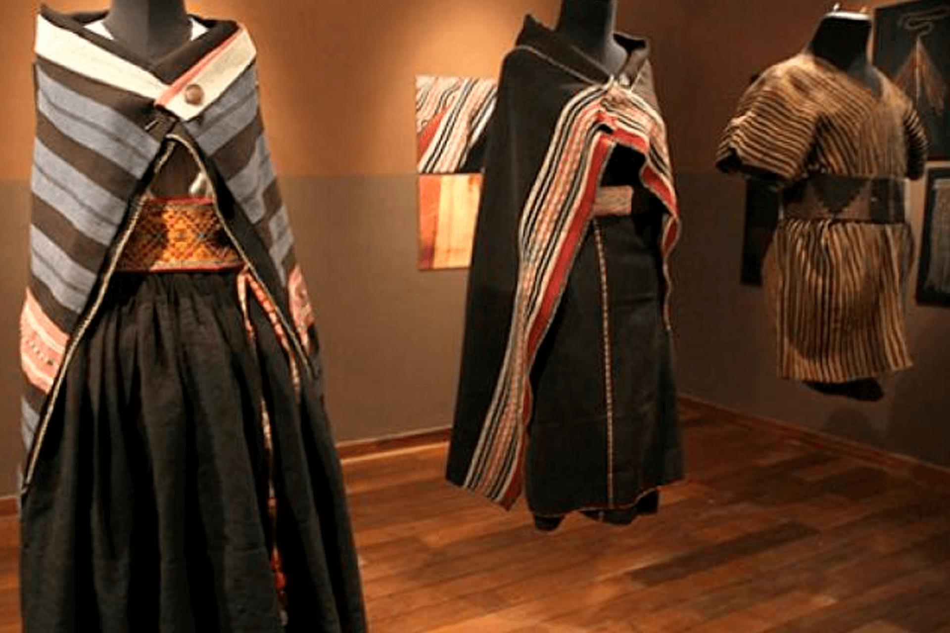 Moda boliviana: constante recreación de su historia